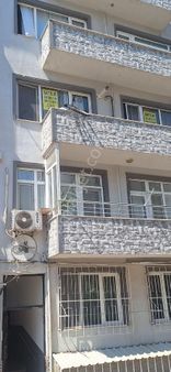 Bandırma Hacıyusuf Valide Cami Karşısında Arakat Daire