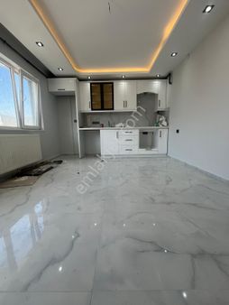 Manisa Yunusemre Merkezefendi Mah. Full Lüks Masrafsız 3+1