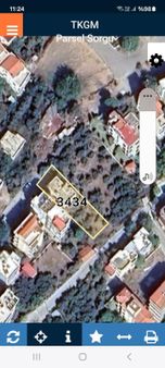 İçinde 2 Adet Dairesi Olan İmarlı Arsa