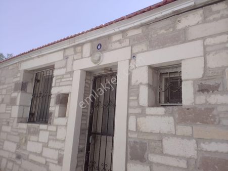 Rose Emlak'tan Satılık Tek Katlıtaş Ev