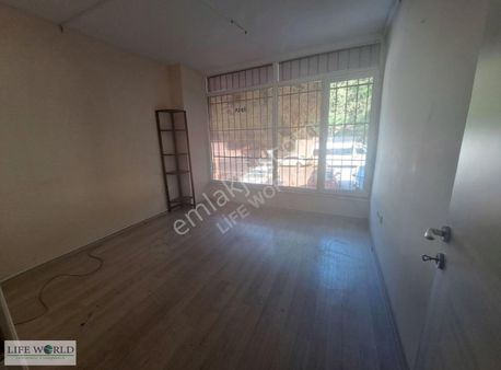 Şişli Zincirlidere Cad. Tır Yanaşabilen Kiralık Depo & Atölye..