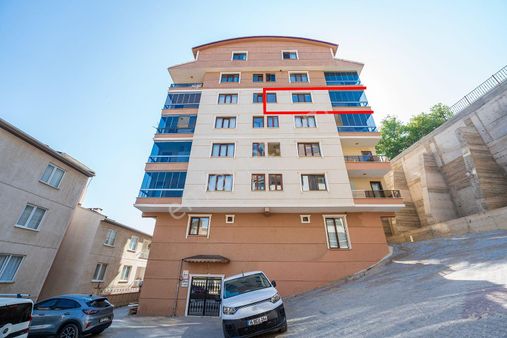 C21 Cius; Deniz Manzaralı Ara Kat 3+1 Doğalgazlı Satılık Daire