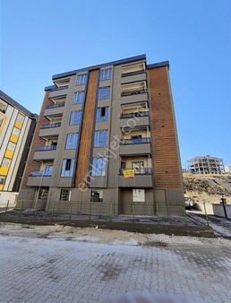 Aksözde Satılık Yerden Isıtmalı Ara Kat 2+1