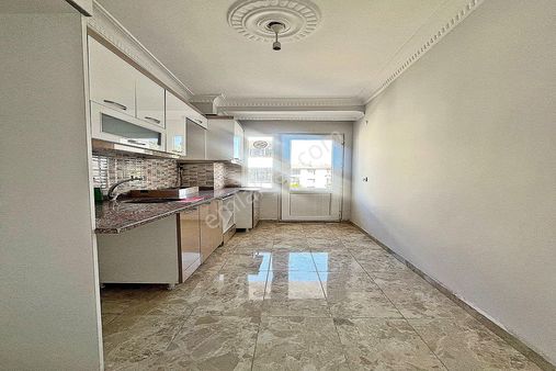 Merkezi Lokasyonda Sıfır Binada 2+1 Satılık Arakat Daire