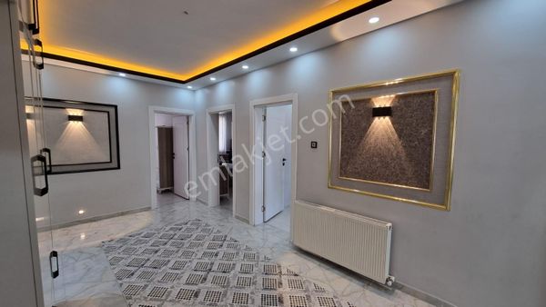 Akev Gayrimenkul'den Açıksu Cad Yakın, Bakımlı,geniş 3+1 Daire