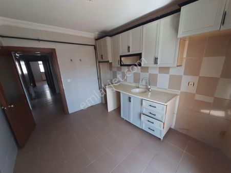 Demiröz Gayrimenkulden Harika Lokasyonda 3+1 Daire