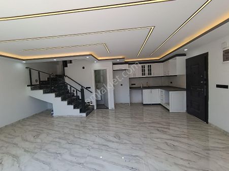 Didim'de Satılık 3+1 Havuzlu Harika Villa
