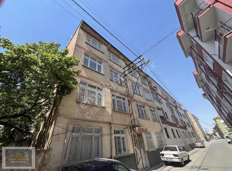 Cemil Şimşek'ten Nakipoğlu Mah Fırsat 3+1 Satılık Geniş Daire