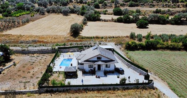 Acil! Uğur'dan S.kemer Ortaköyde Müstakil Havuzlu Satılık Villa