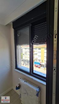 Sıfır 3+1 Ara Kat Köşe Daire Marmaray 500 Metre Otopark+ebv Bnyo