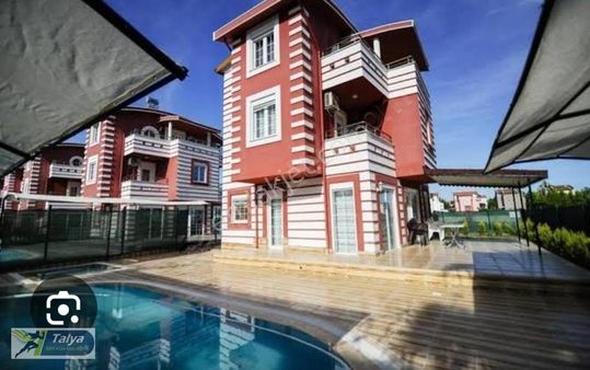 Kadriyede 4+1 Müstakil Havuzlu Villa