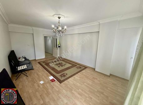 Toyap İnş Esentepe Cadde Üzeri 2+1 90 M2 15 Yıllık Satılık