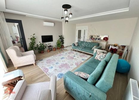 Havuzlu Site İçerisinde Geniş Lüks 4+1 Daire