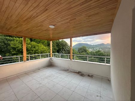 Karayel Gayrimenkulden Karşıyaka Mahallesinde Full Manzaralı 5+1 Dubleks Daire