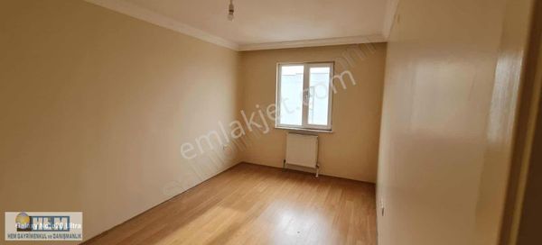 Yda Mehmet Akif Ersoy' Da 3+1 Yapılı Satılık Boş Daire