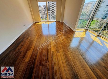 Mega Gayrimenkul'den Bağdat Cad. 5 Dk Mesafede Satılık 3+1 Daire