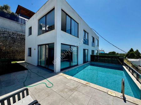 Dalaman İncebel Sitesinde Müstakil Havuzlu Satılık 3+1 Villalar