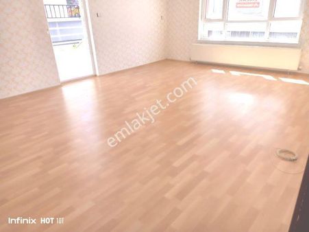 K'ören Ufuktepe'de Cadeye Yakın 3+1 Asansörlü Orta Kat Daire