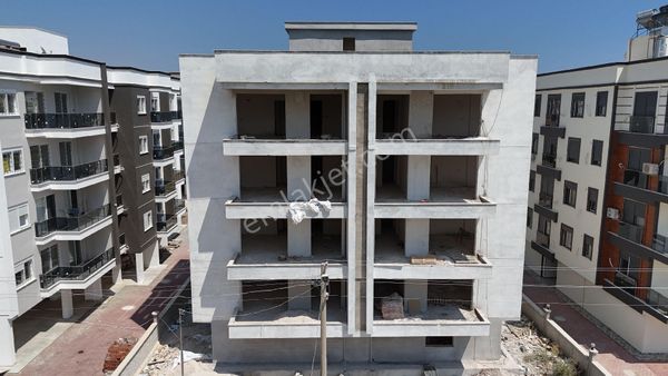 07 Truva Emlak'tan Finike Merkezde Satılık 2+1 Daire