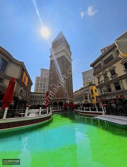 Venezia'da Şehir Cephe Yüksek Kat Eşyalı 1+1 Kiralık Daire