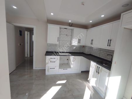 Manisa Salihli De Kipa Civarında Satılık Daire