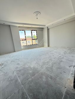 Elmastan Satılık Cadde Üzerinde Lüks 2+1 Sıfır Daire