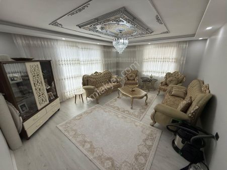 Keçiörende 3+1full Yapılı Öncepheli İskanlı Geniş Daire Acil Satılık