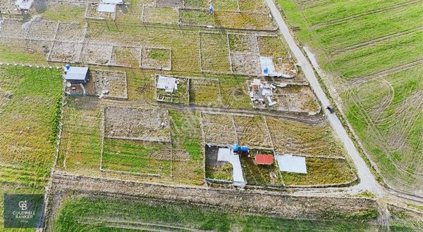 Çatalca İzzettinde Satılık 400m2 Yatırım Fırsatı