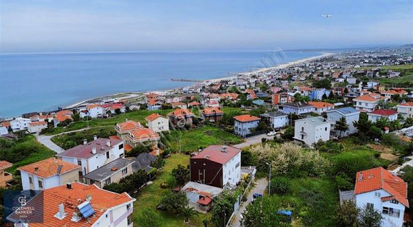 Karaburunda 593 M² Arsa İçinde Deniz Manzaralı