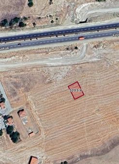 Han Emlaktan Kırşehir Kayseri Asfaltına 80m Mesafede Yatırımlık Arsa