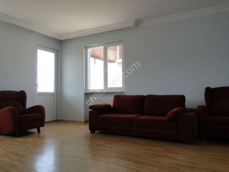 İnönü Mah.'de 19 Mayıs Cd. Üzeri Deniz Manzaralı 2 Ayrı Daire Satılık 6+2dublex