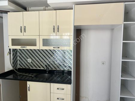 Güzelyurt Mahallesinde Metrobüse Yakın Daire