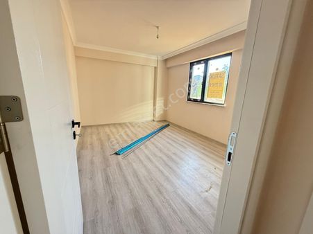 Çuhallı Çarşısında Denize Yakın Sıfır 2+1 Satılık Daire