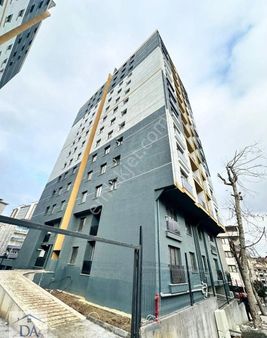 Bağcılar Mahmutbey Metrosuna 200 Metre Mesafede 3+1 115m2 Satılık Daire