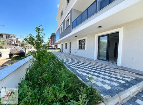 Çarşamba Pazarı Yanı Merkezde Yüksek Giriş Bahçeli Sıfır Daire