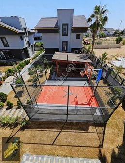 Cınarlı'da 6+1 Bagimsiz Ultra Lüks Bölgenin En Nezih Villası