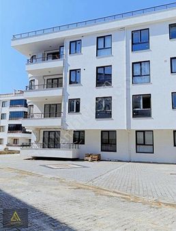 Armutluda Denize 5 Dk Site İçi Satılık Sıfır 3+1 Daire