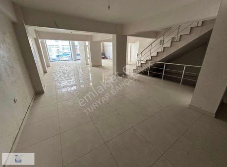 Tekirdağ Çorlu'da Satılık 780 M2 3 Katlı Mağaza