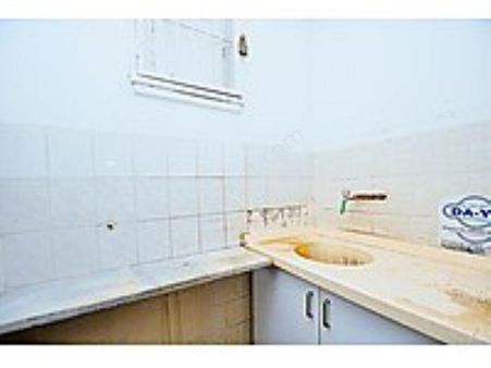 Ulucanlar Caddesi Hacettepe Mahallesi 'nde Komple Satılık Bina