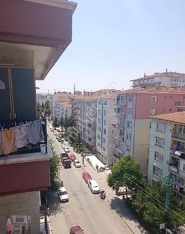 Satılık Daire Yapılı Temiz Aile Binasi