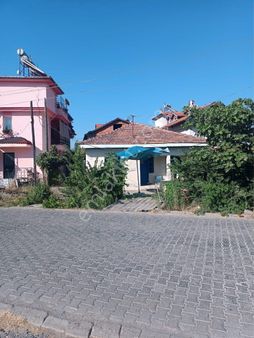 Ortaca Dalyan Da İçinde 3adet Ev Olan Arsa Satılık