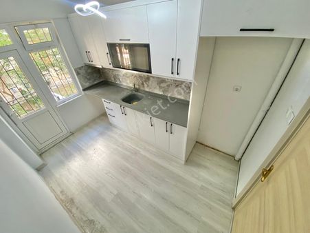 Lider Yapı'dan Müstakil Tadında Ön Cephe Ayrı Mutfak 2+1 Satılık Daire