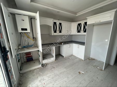 Adliye+emniyetmüd+bahçeşehirkoleji Yakını Sıfır 2+1 Balkon Otopark Asansör Daireler