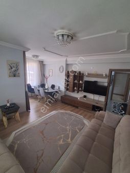 Merkezi Konumda Köşe Başı Ayrı Mutfak 2+1 Daire