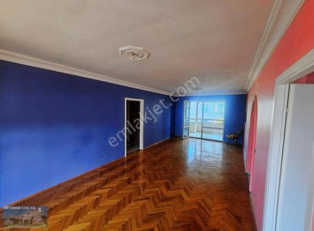 Havuzlu Sitede Satılık 4+1