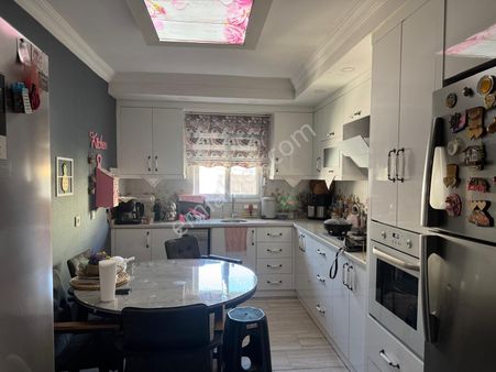 Yukarı Pazarcı Mahallesi Satılık 4+1 Daire