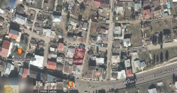 Kars Sarıkamış Satılık 2 3+1 Daire Lik Arsa Bahçeli Bina