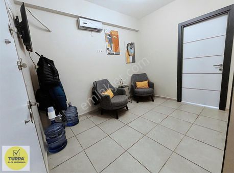 Yarhasanlar Mah. Statü Plus Çarşıda 2+0 Kiralık Ofis