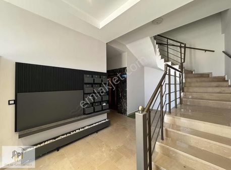 Pi Emlak'tan 8 Önemli Özelliği Olan 3+1 Dubleks Lüks Daire