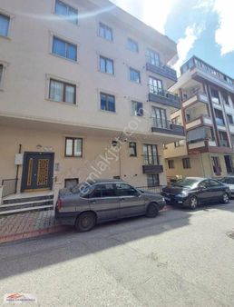 Çekmeköy Mimar Sinan Mh Güzel Koumda Satılık 2+1 Daire